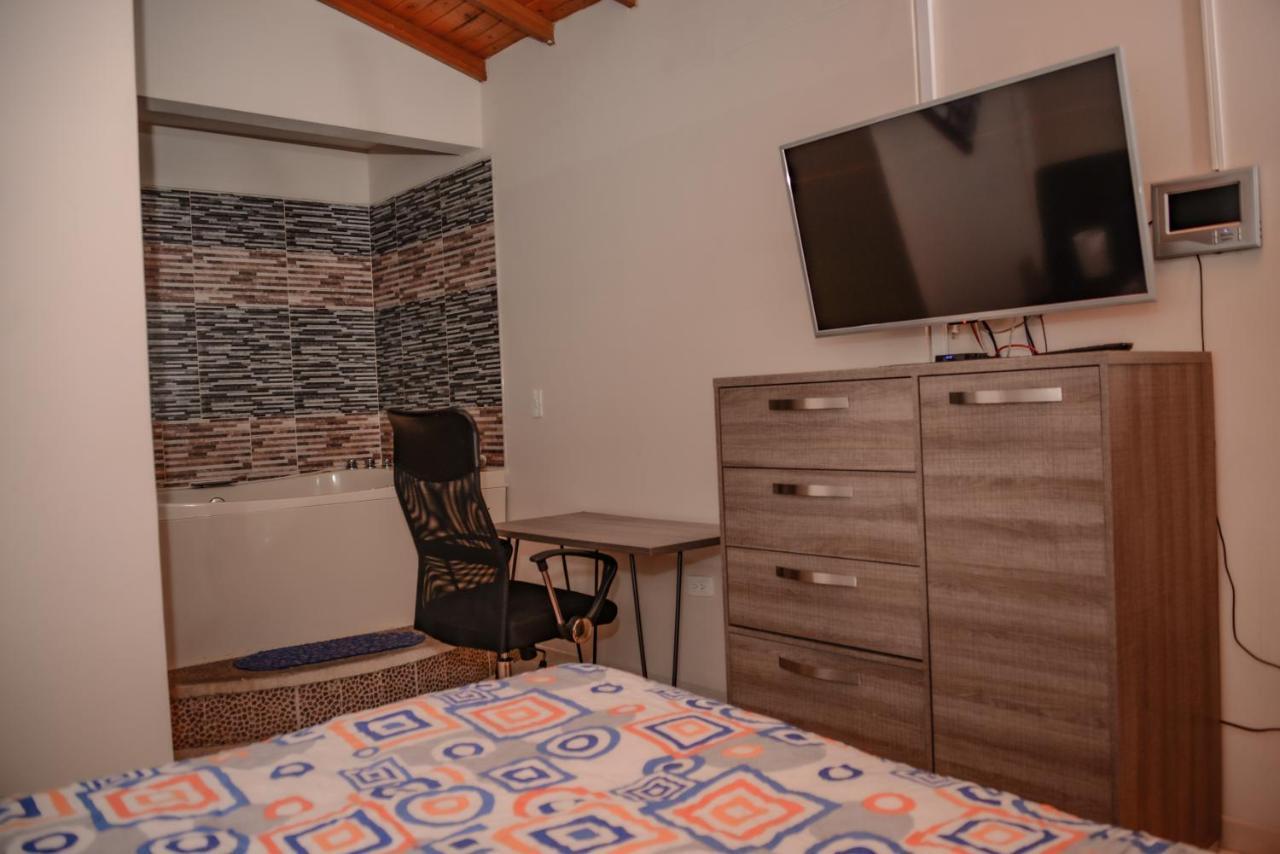 Poblado Brownstone Apartman Medellín Kültér fotó